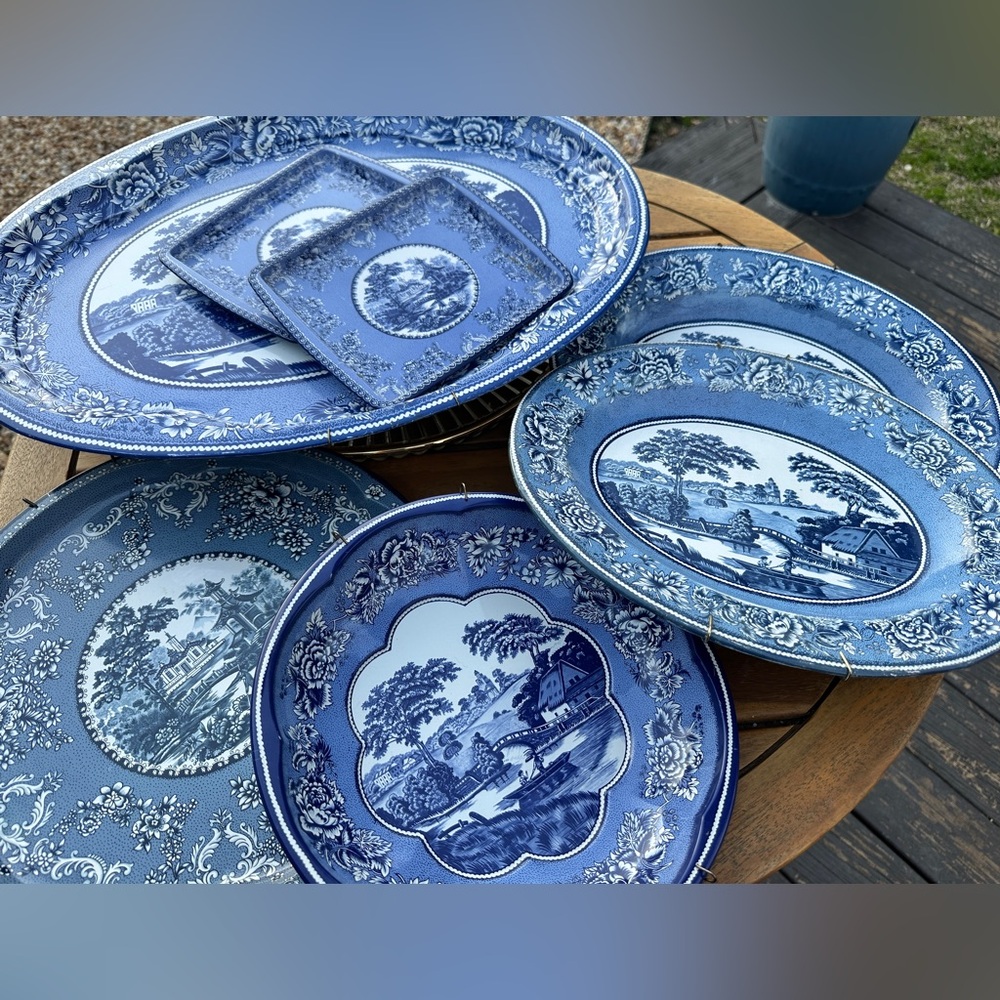 SOLD Chinoiserie Blue & White VTG Tin Daher plates & bowls- made in England